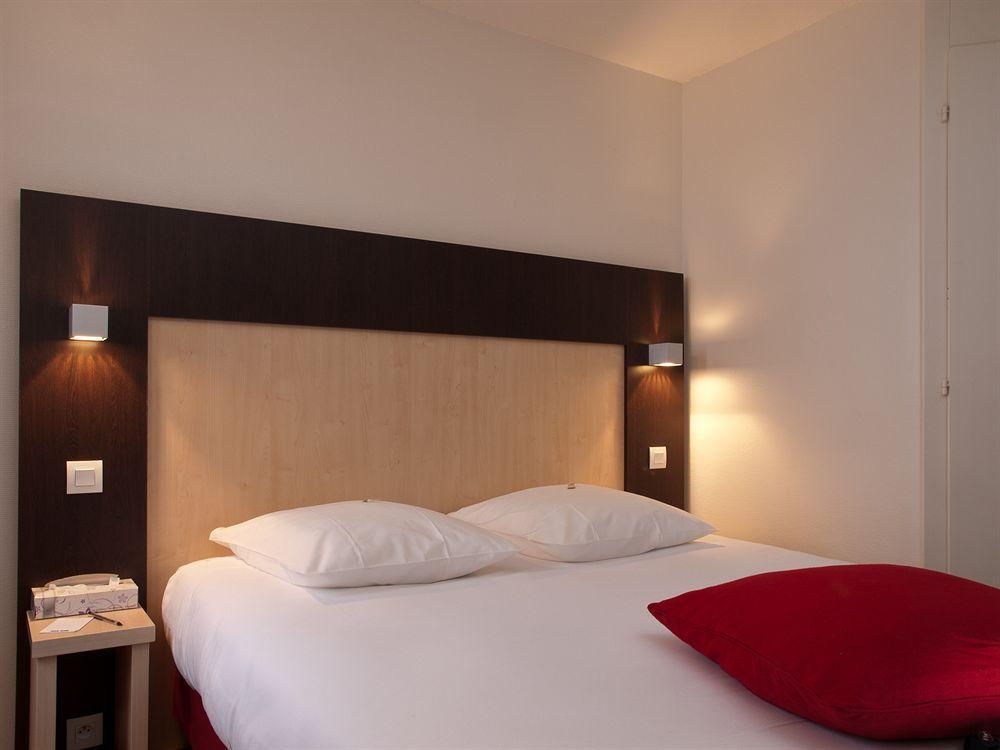 Kyriad Rouen Nord - Mont Saint Aignan Экстерьер фото