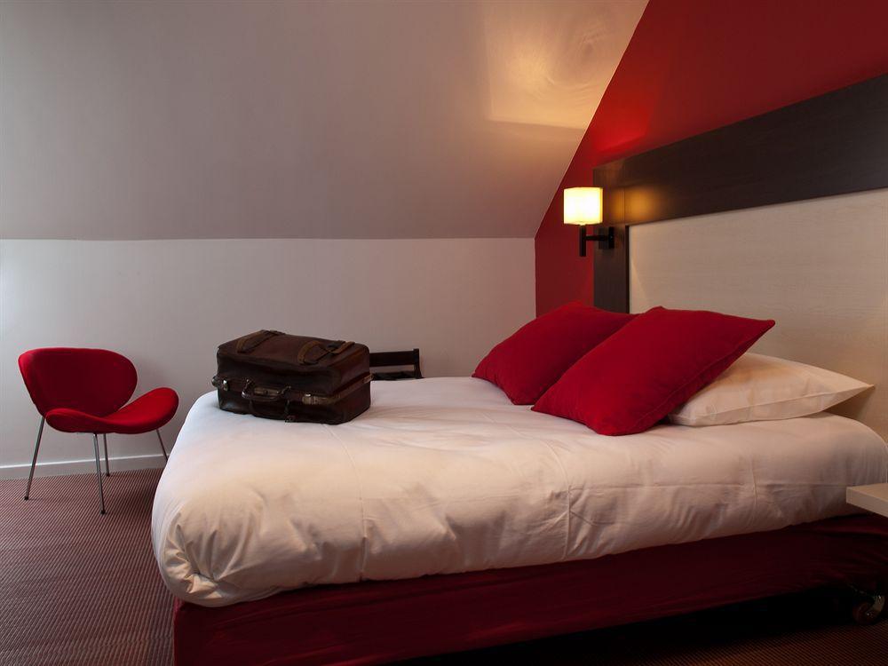 Kyriad Rouen Nord - Mont Saint Aignan Экстерьер фото