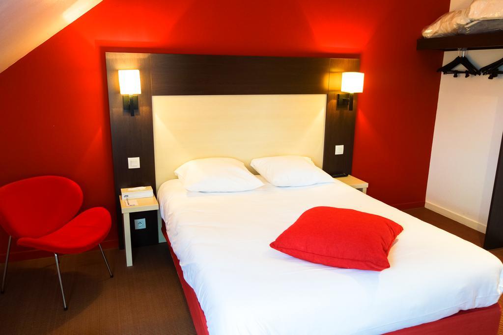 Kyriad Rouen Nord - Mont Saint Aignan Экстерьер фото
